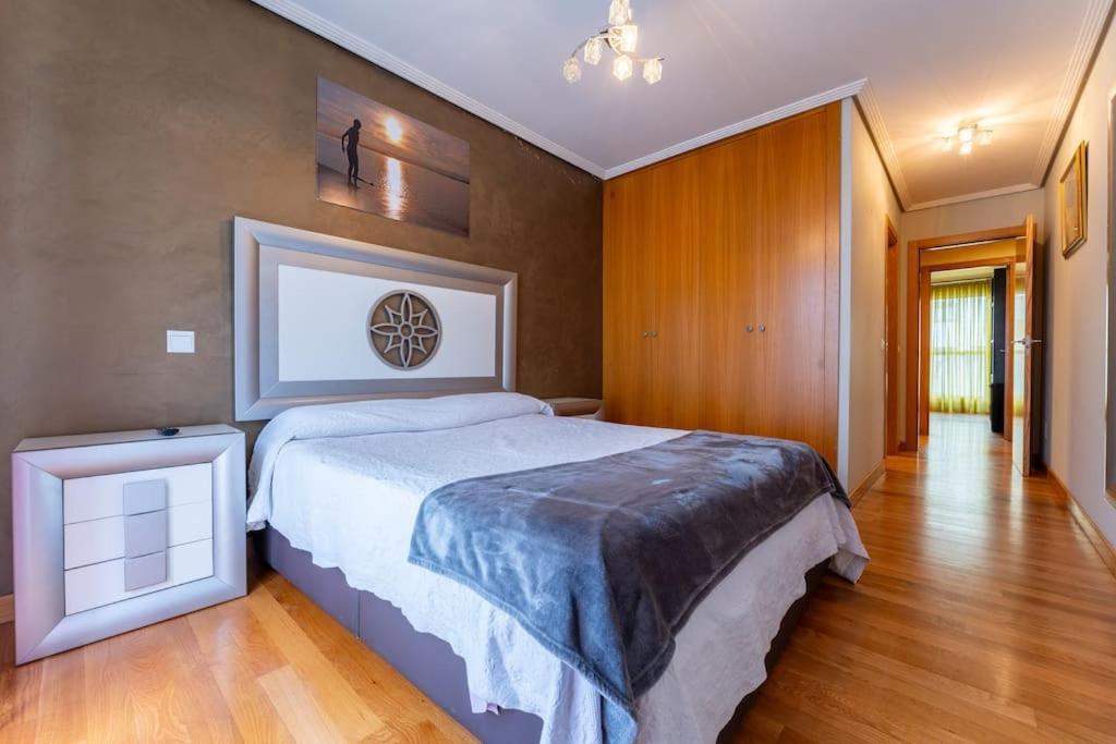 Apartamento En El Corazon De La Ciudad Con Parking Santander Exteriér fotografie