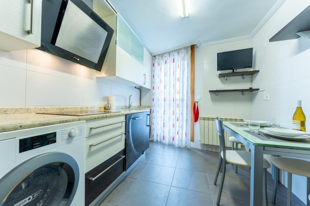 Apartamento En El Corazon De La Ciudad Con Parking Santander Exteriér fotografie